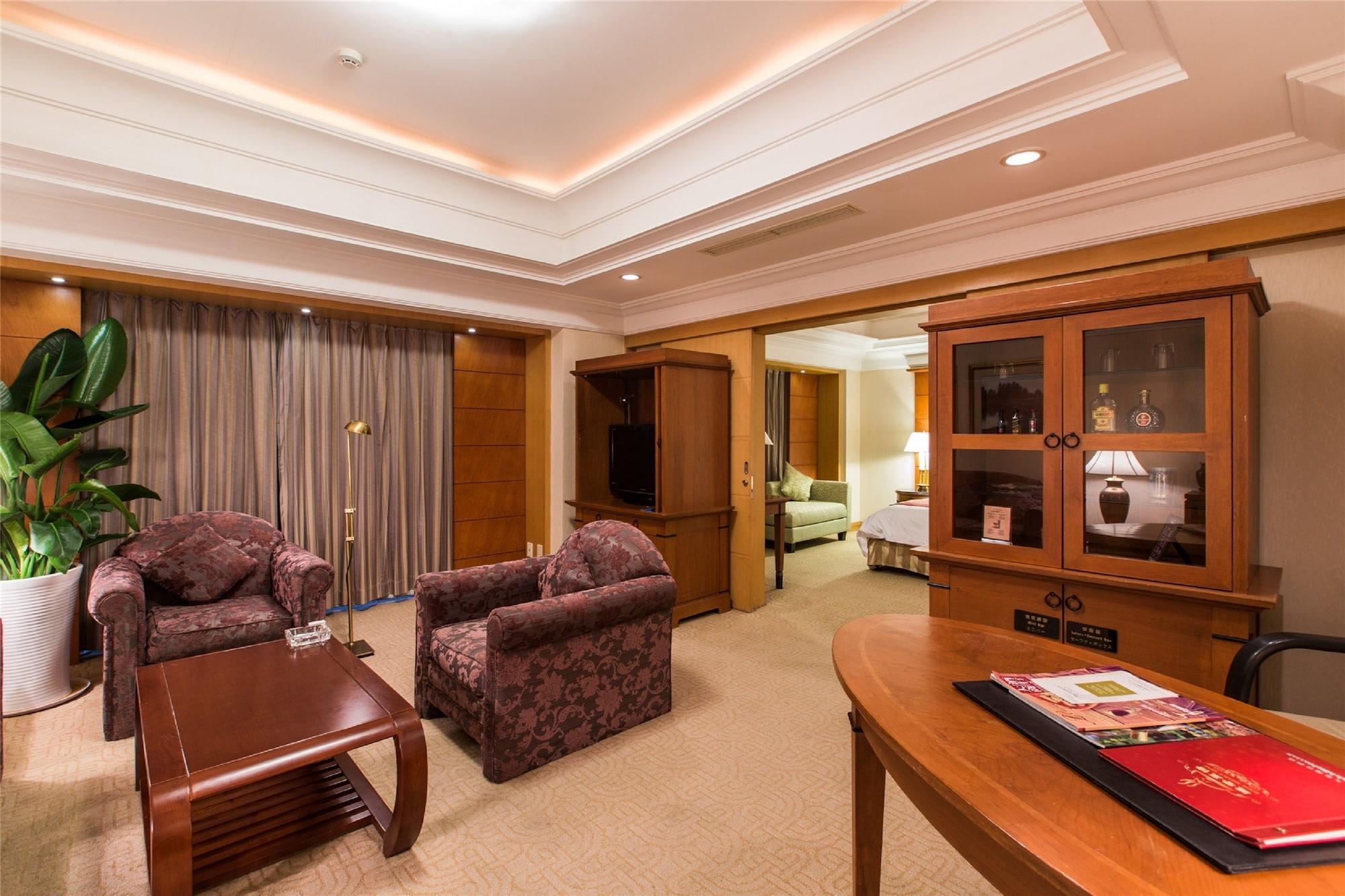 Ruishi Hotel Dalian Esterno foto