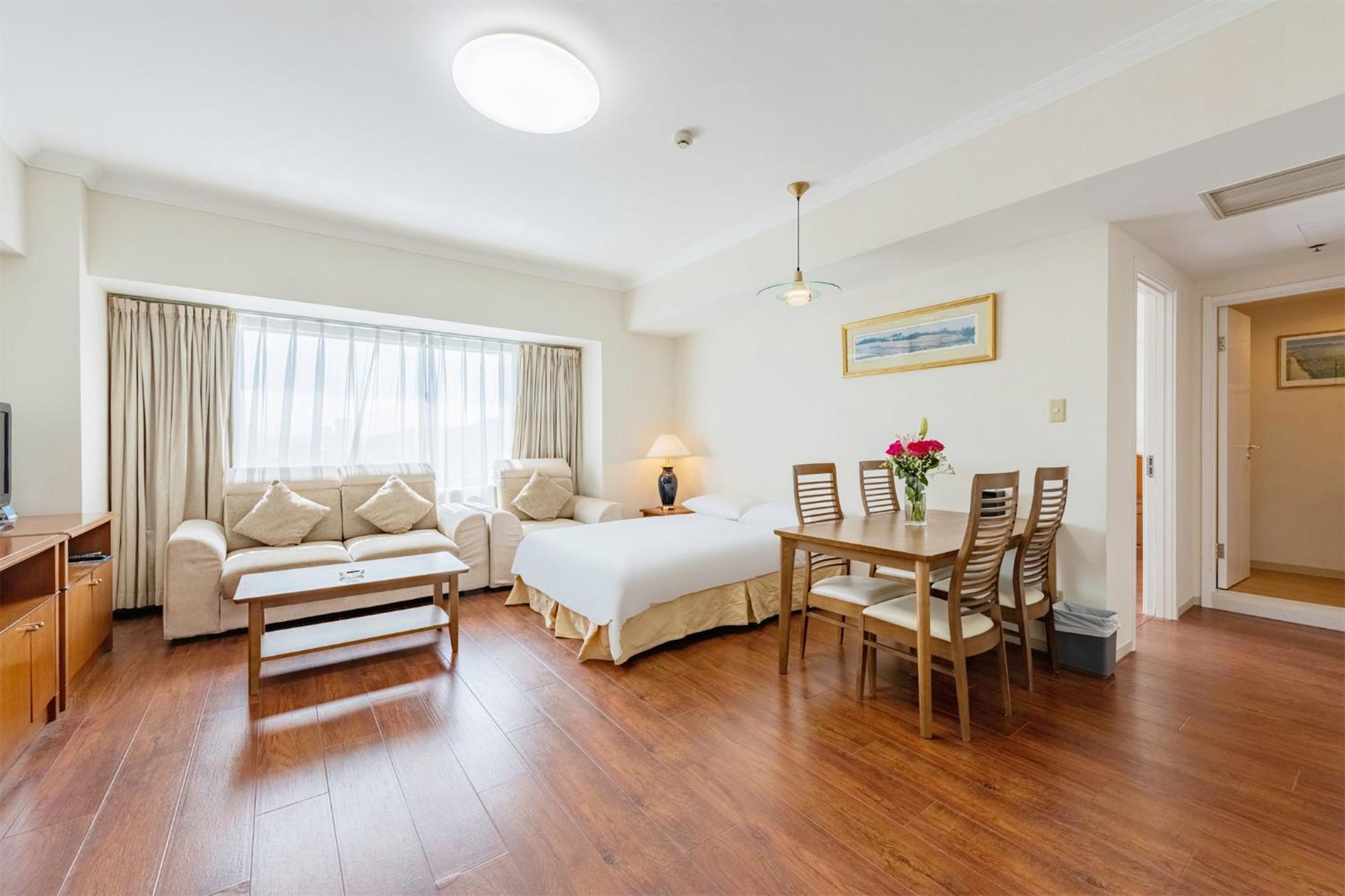 Ruishi Hotel Dalian Esterno foto