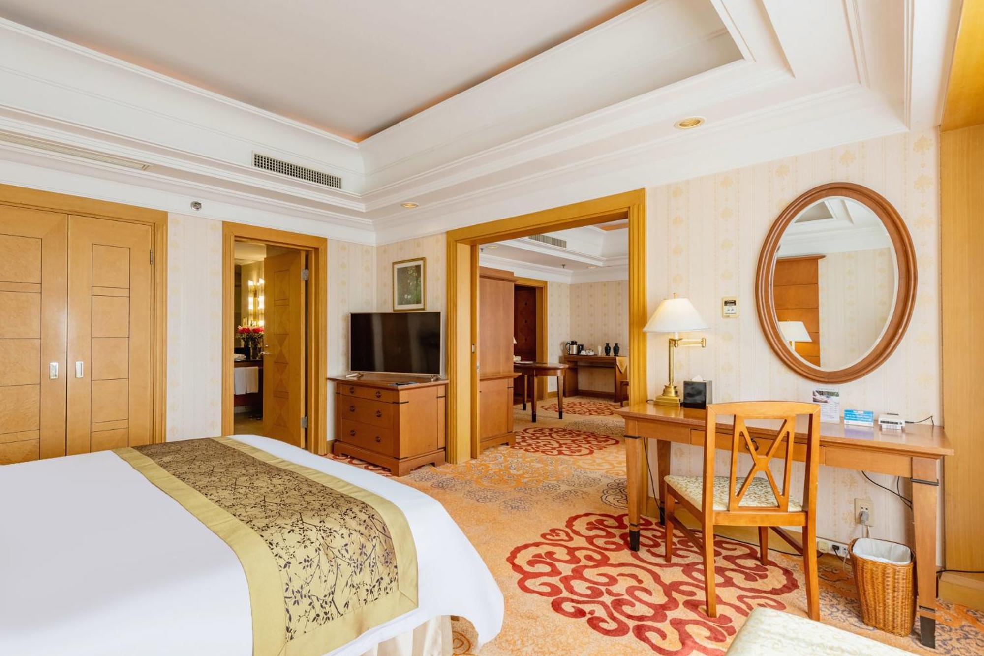 Ruishi Hotel Dalian Esterno foto