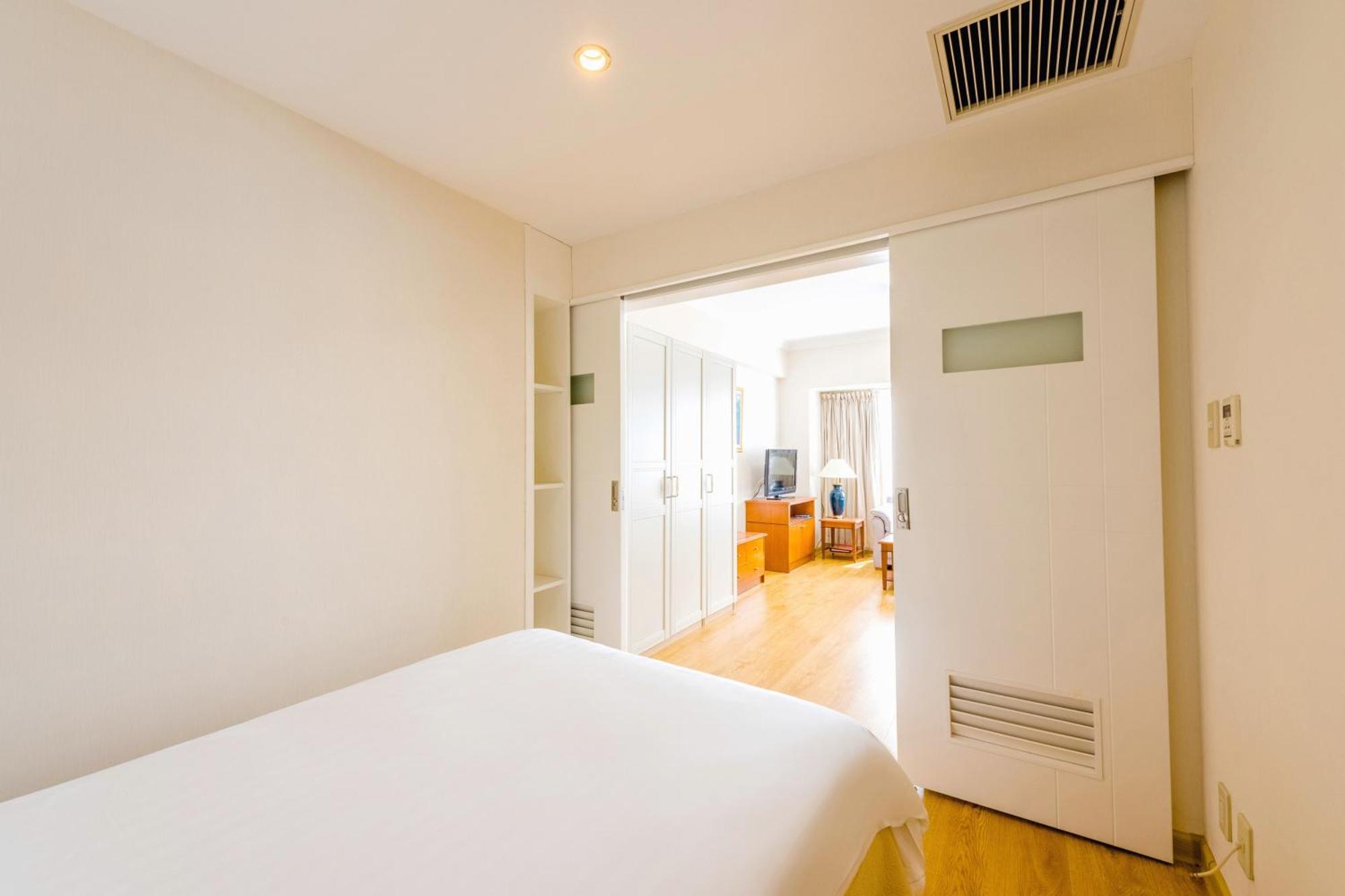 Ruishi Hotel Dalian Esterno foto