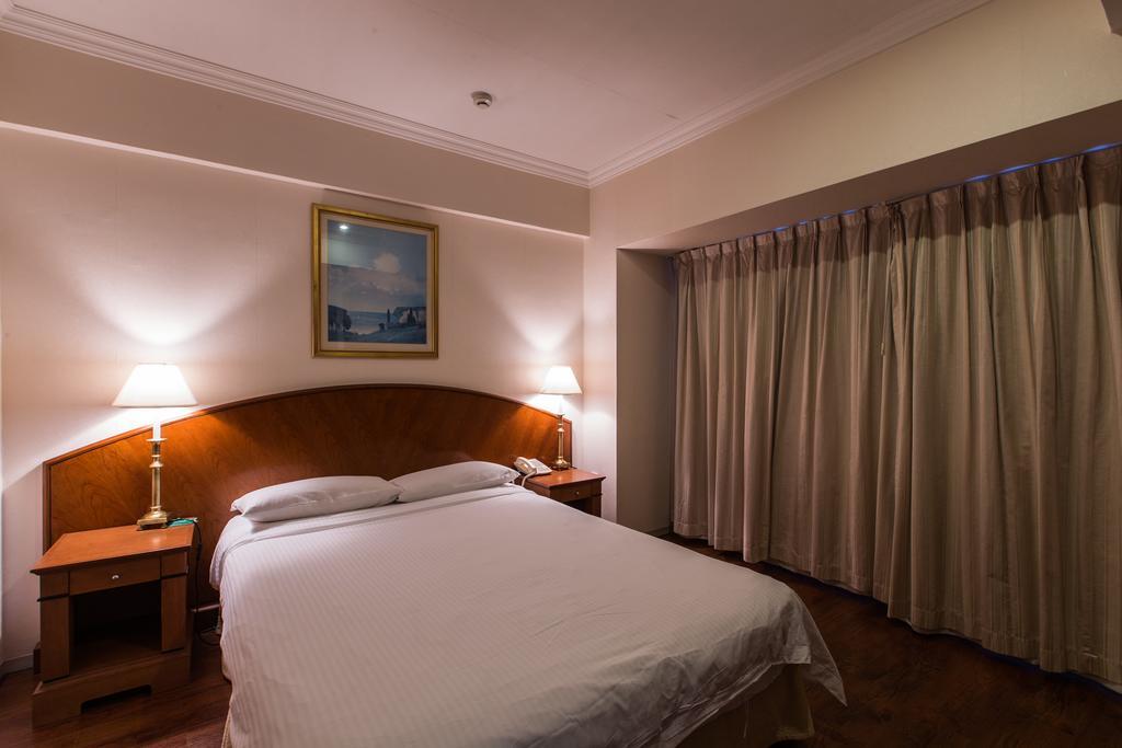 Ruishi Hotel Dalian Esterno foto